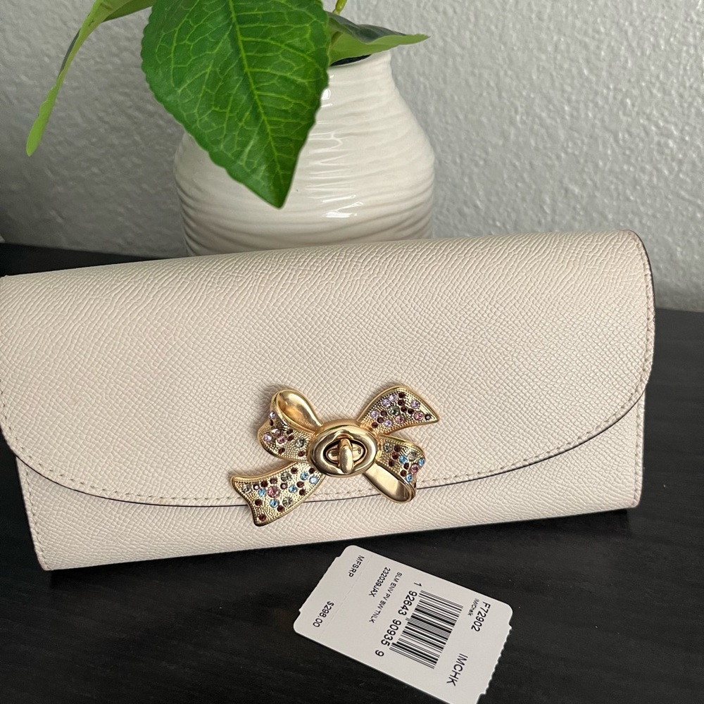 Coach Slim Envelope Bow Wallet , Beautiful